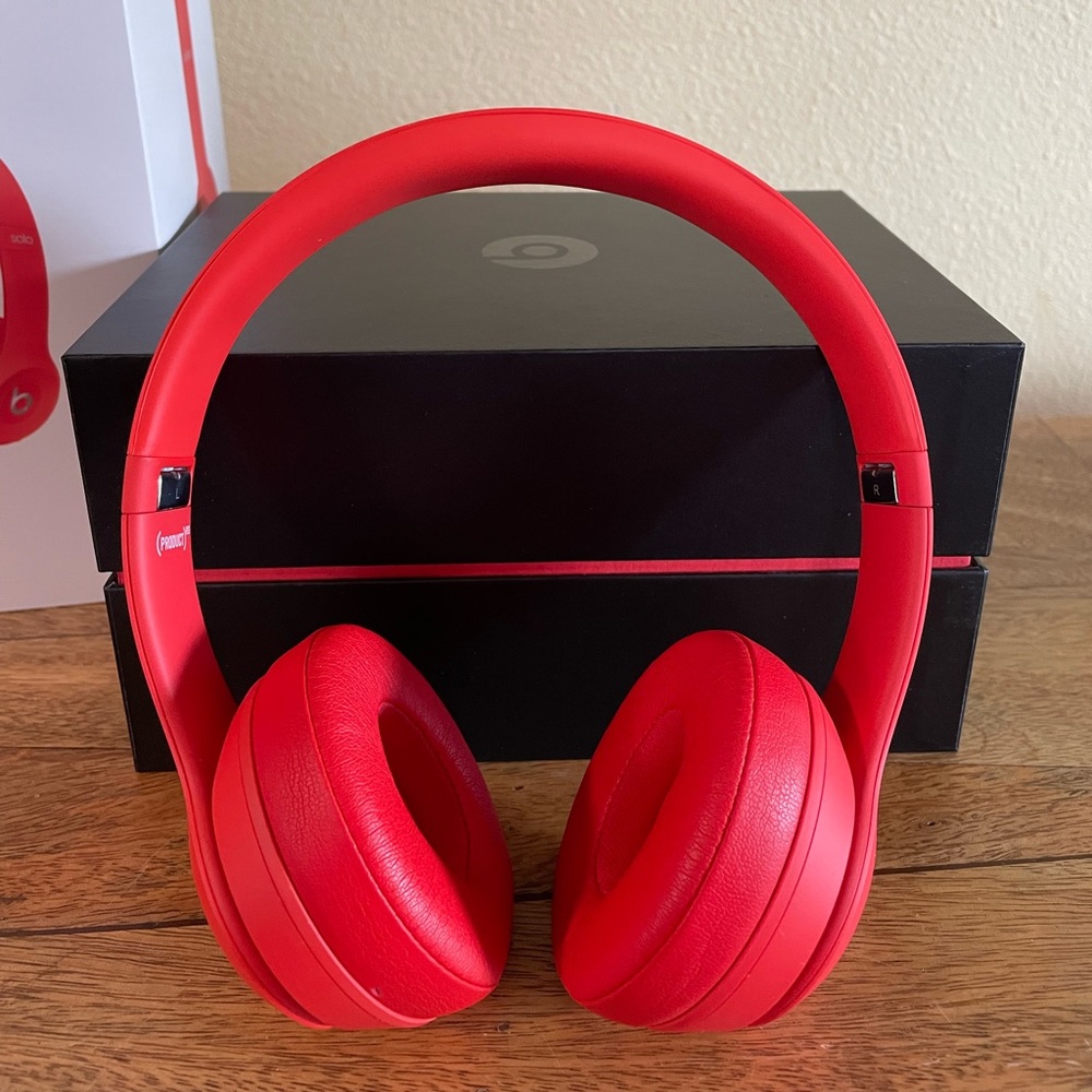 Beats Solo 3 wireless headphones